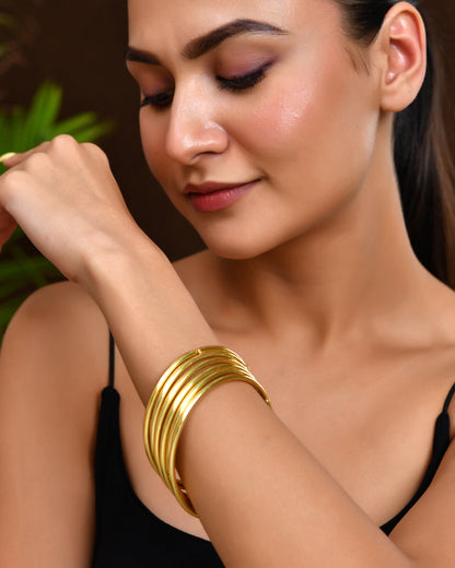 VOJ Set of 6, Gold Polished Anti Tarnish Bangles