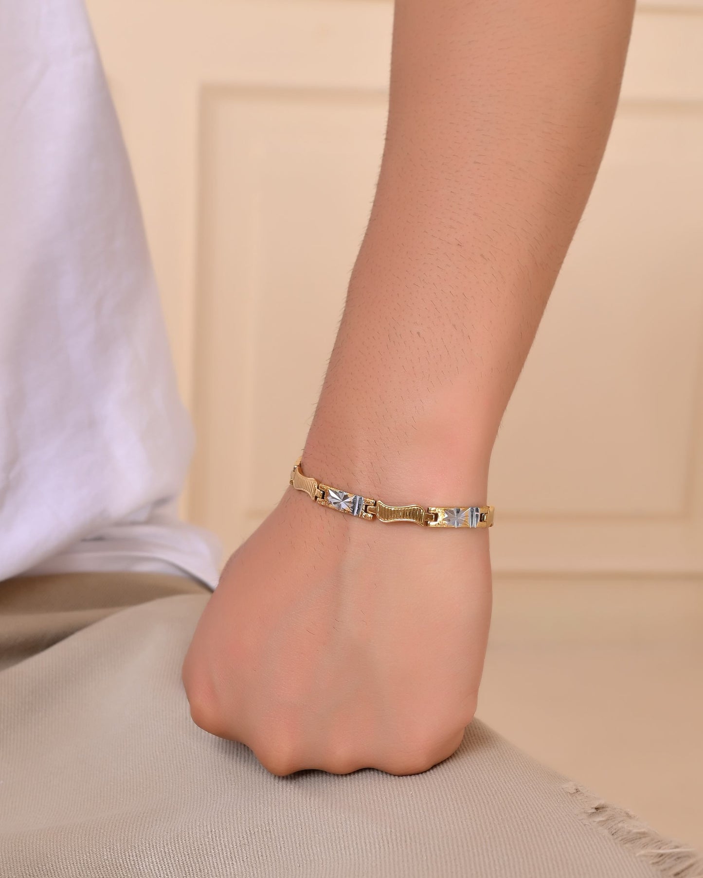 VOJ Double Toned Textural Designer Linked Bracelet For Men
