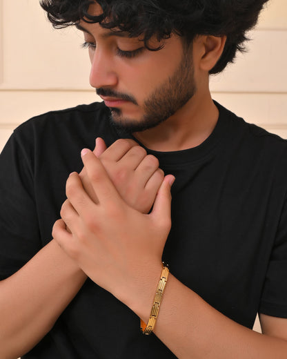 VOJ Gold Polished Linked Designed Bracelet For Men's