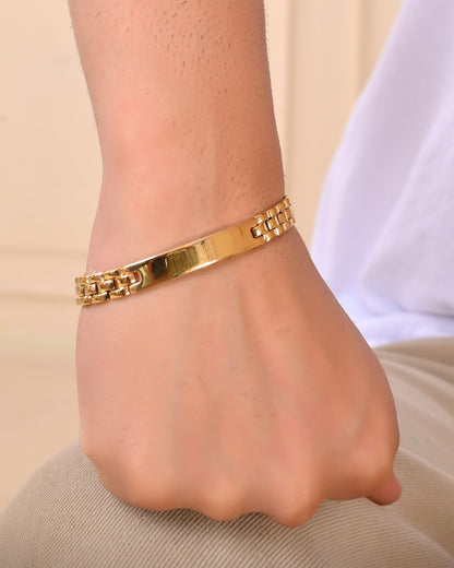 VOJ Men Gold Polished Link Bracelet