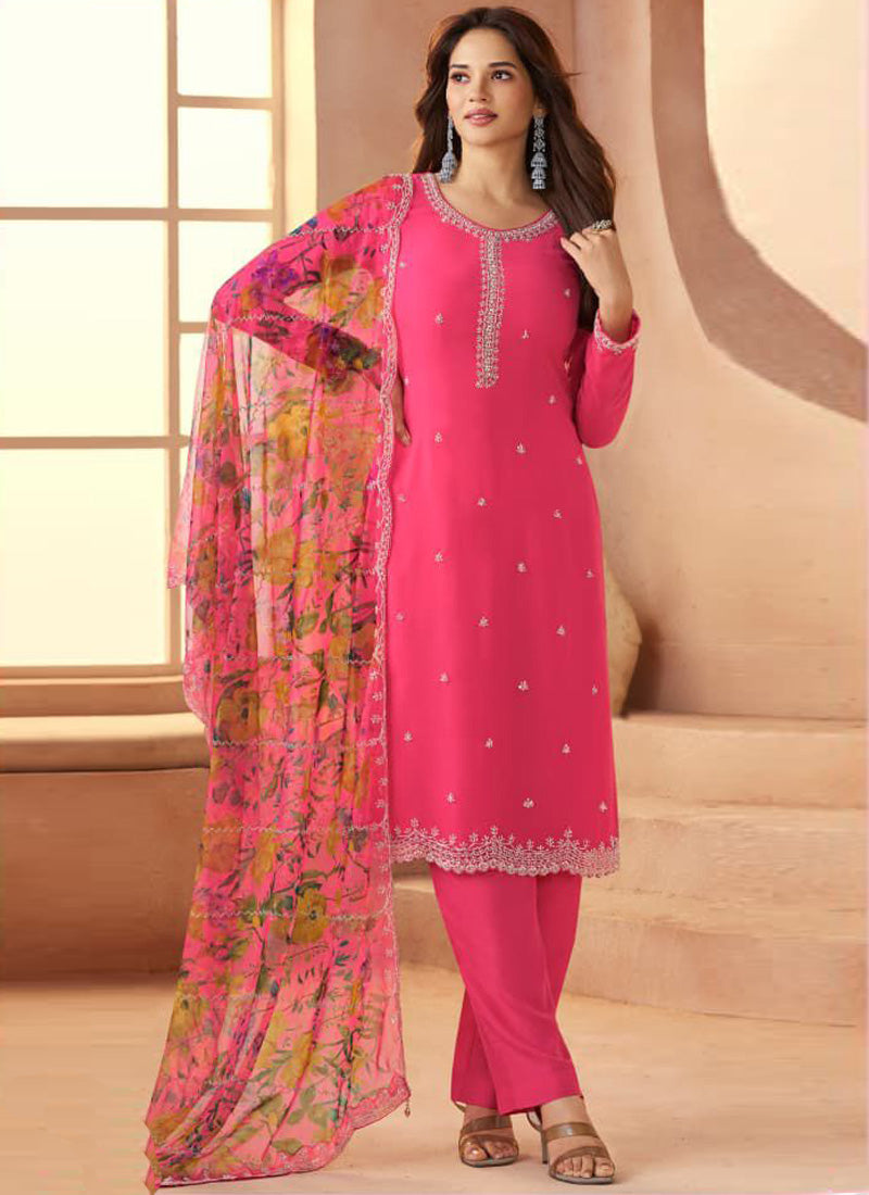 Vegaa Fashion pink Soft Chiffon Salwar Suit