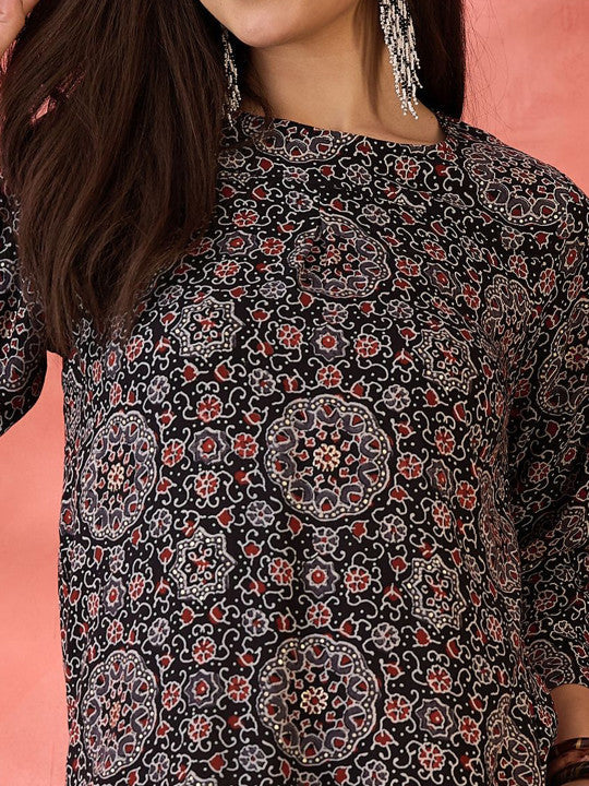 Sangria Women Ethnic Motifs Printed Top