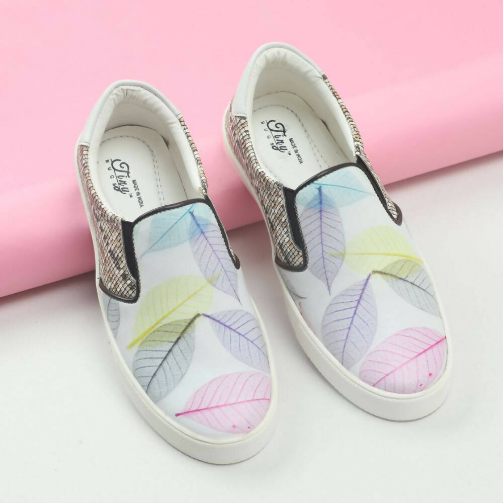 Tiny Bugs Girls Leaf Printed Slip Ons Sneakers - White