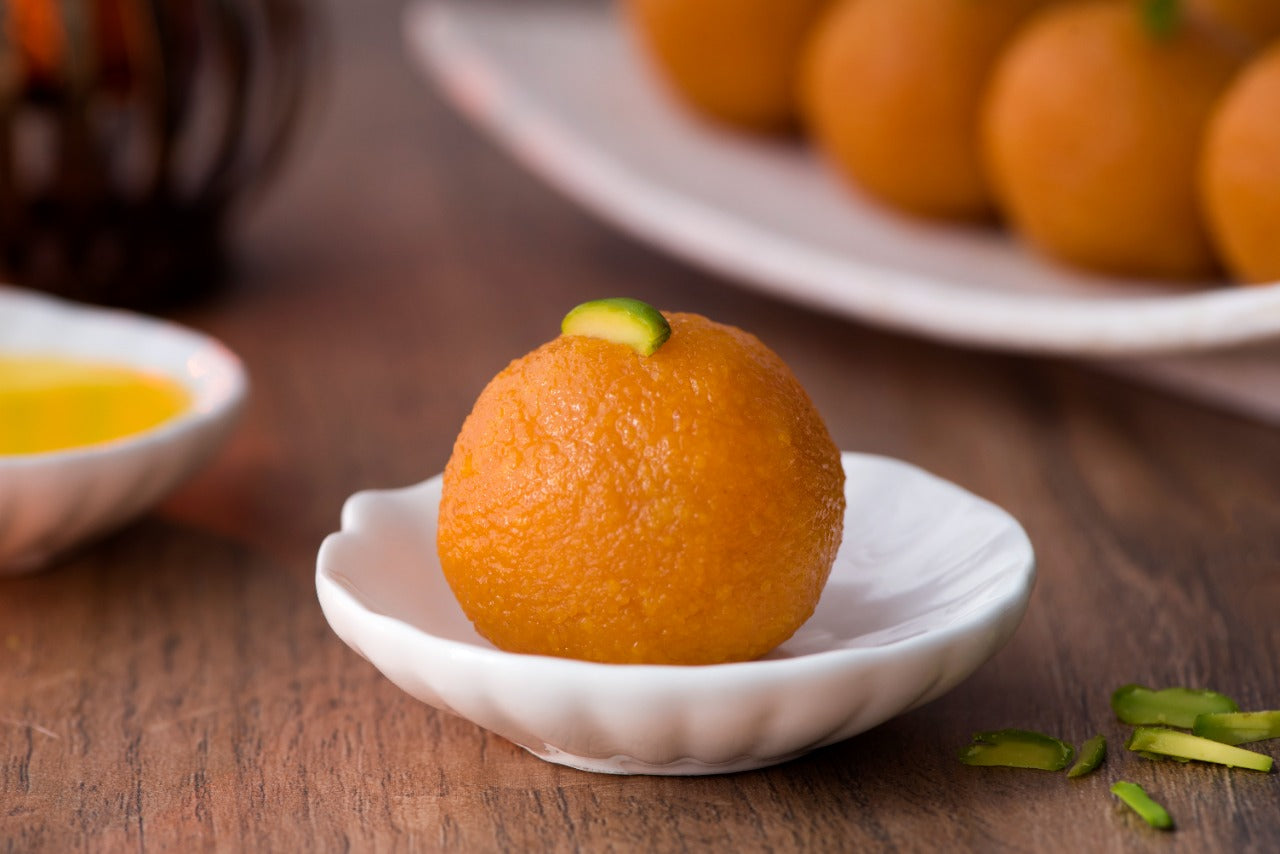 Olive Mithai Shop Moti Choor Laddu - 1 kg