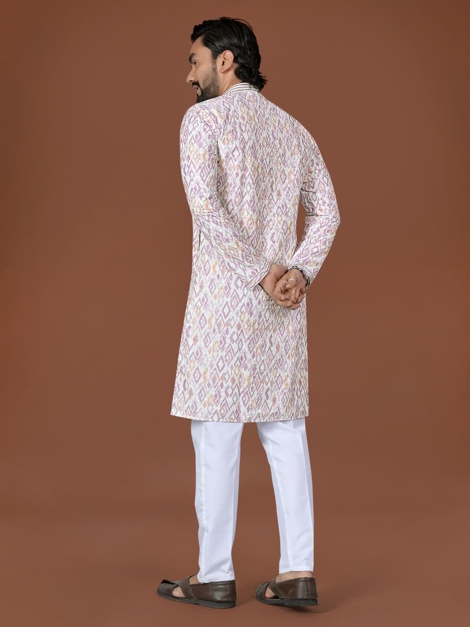 Anaita White Lucknowi Silk Straight Kurta