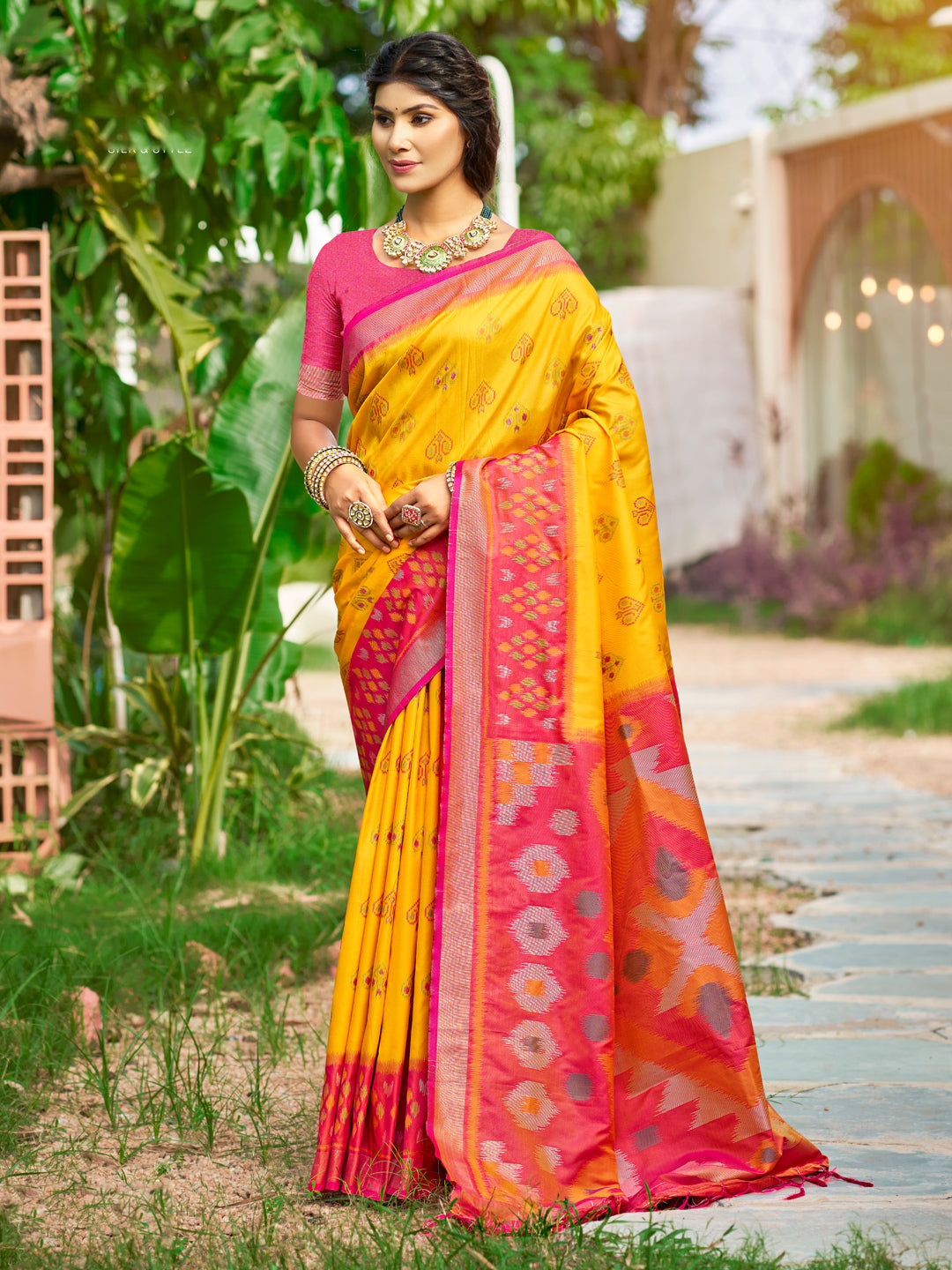 Anaita Yellow Soft Silk Saree With Floral Printed Work With Blouse