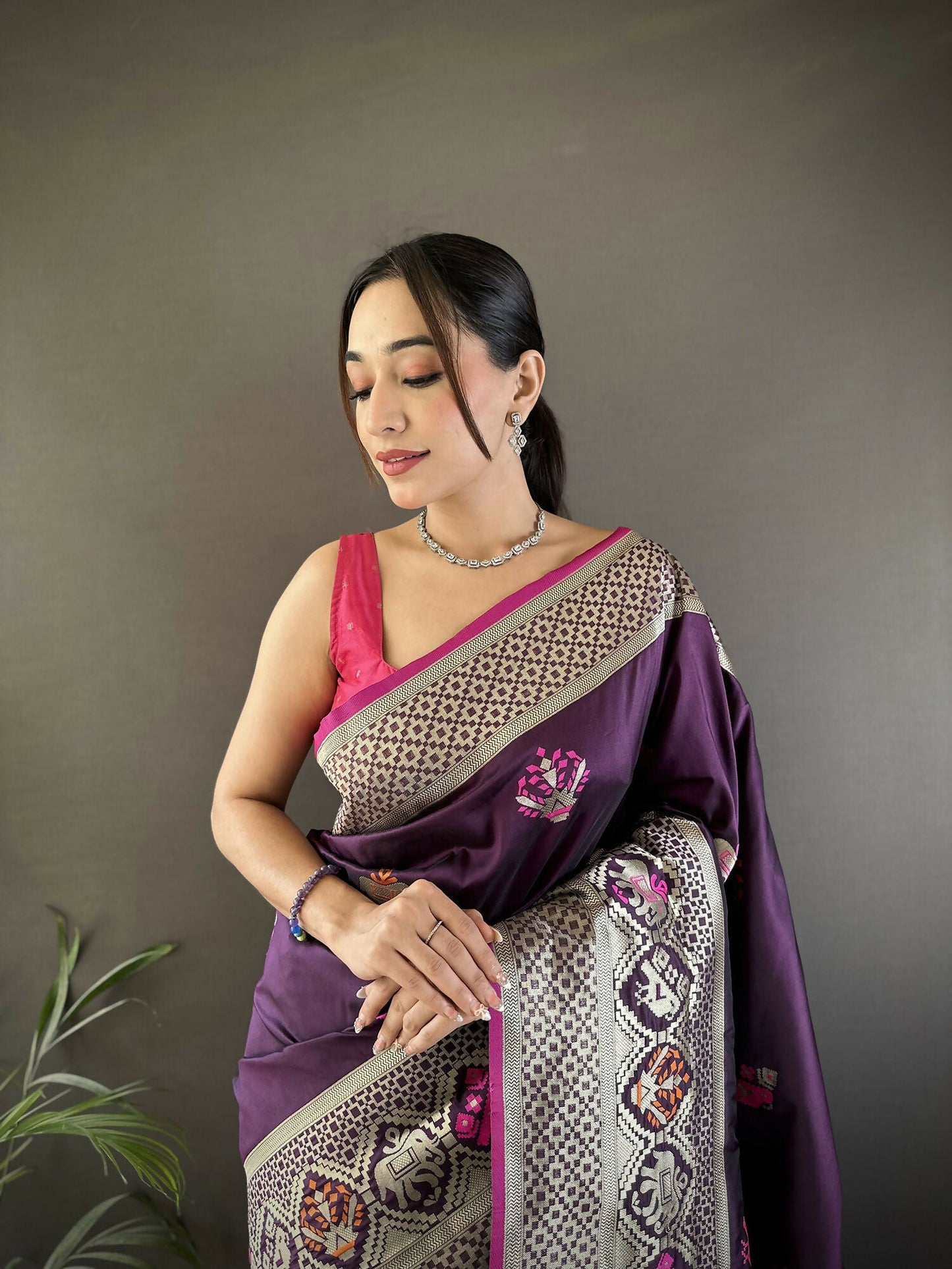 Joban Fashion Wine Elephant & Floral Motifs Soft Lichi Silk Banarasi Saree