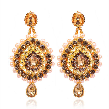 Tehzeeb Creations Stone And Pearl Studded Necklace With Earrings And Tikka