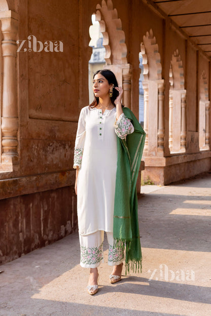 Zibaa Ivory Pure Muslin Chikankari Kurta Set with Mul Dupatta