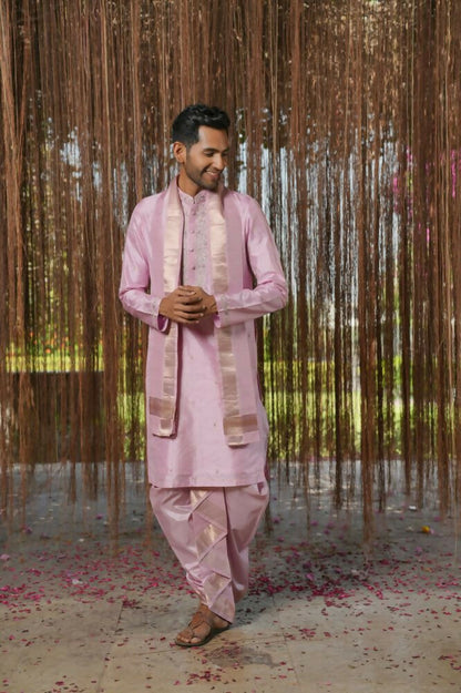 Lavender Kanjivaram Machien Embroidered Pattu Set by Hilo Design