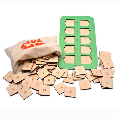 Nesta Toys CVC Board | 3 Letter Word Builder | Phonics Toy
