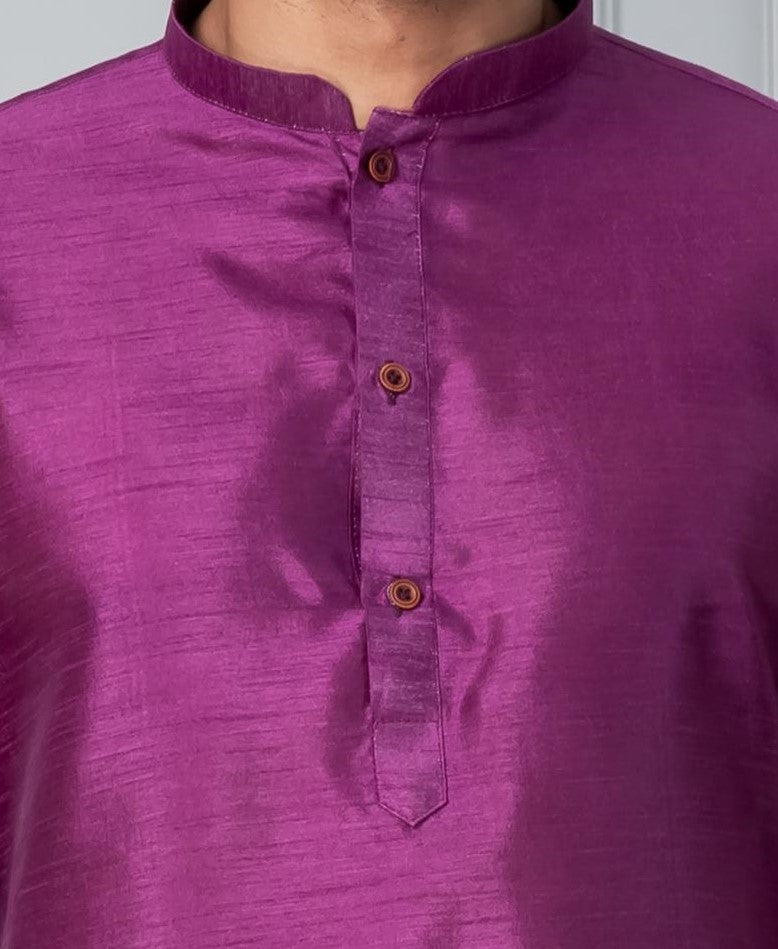 Zavaya Men Purple Solid Banarasi Silk Kurta