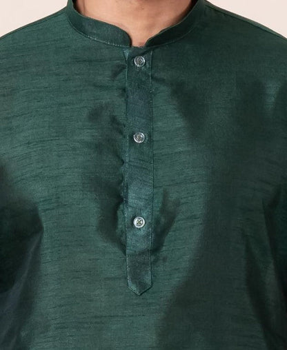 Zavaya Men Dark Green Solid Banarasi Silk Kurta Churidar Set