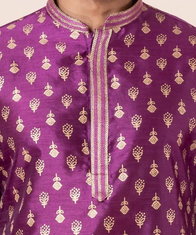 Zavaya Men Purple Printed Banarasi Silk Kurta Churidar Set