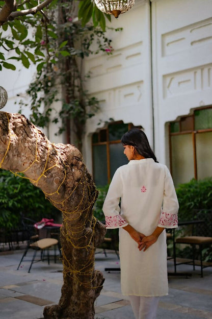 Zibaa Ivory & Pink Muslin Chikankari Kurta