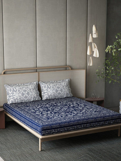 DDecor Blue & White Ethnic Motifs Cotton 140 TC King Bedsheet With 2 Pillow Covers