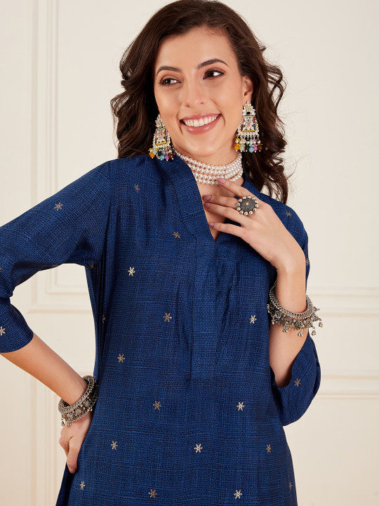 Sangria Ethnic Motifs Printed V-Neck Straight Kurta With Trouser