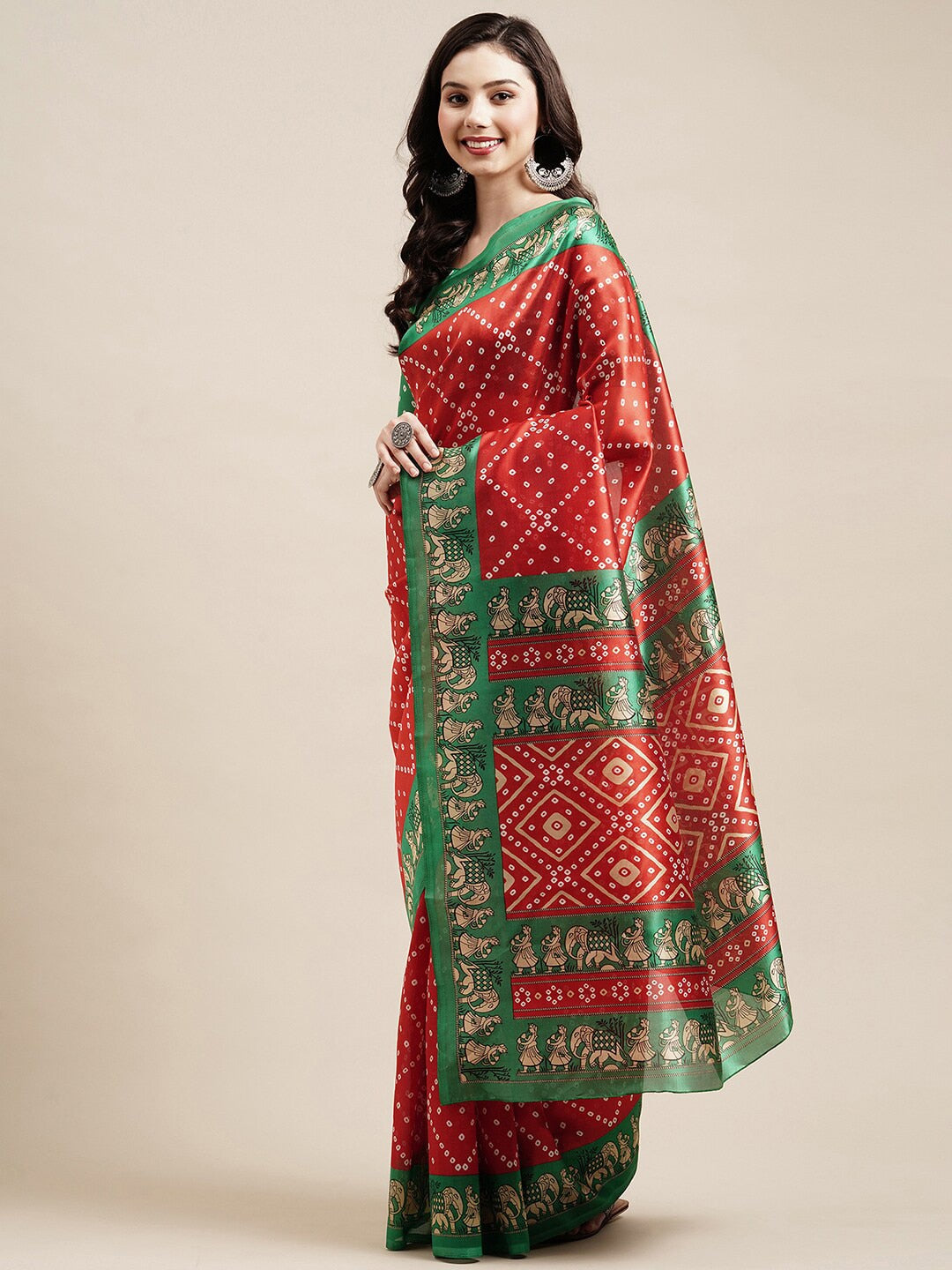 Saree Mall Red & Green Bandhani Printed Saree