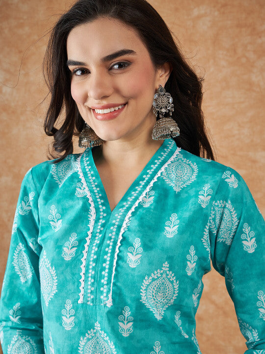 Sangria V-Neck Three-quarter sleeves Ethnic Motif Printed Cotton Kurtas
