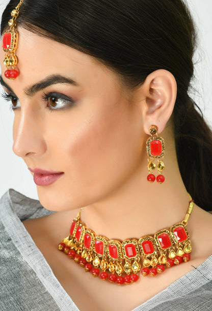 Mominos Fashion Johar Kamal Gold-Polished Brass Finish Kundan/Pearls Choker For Women (Red)