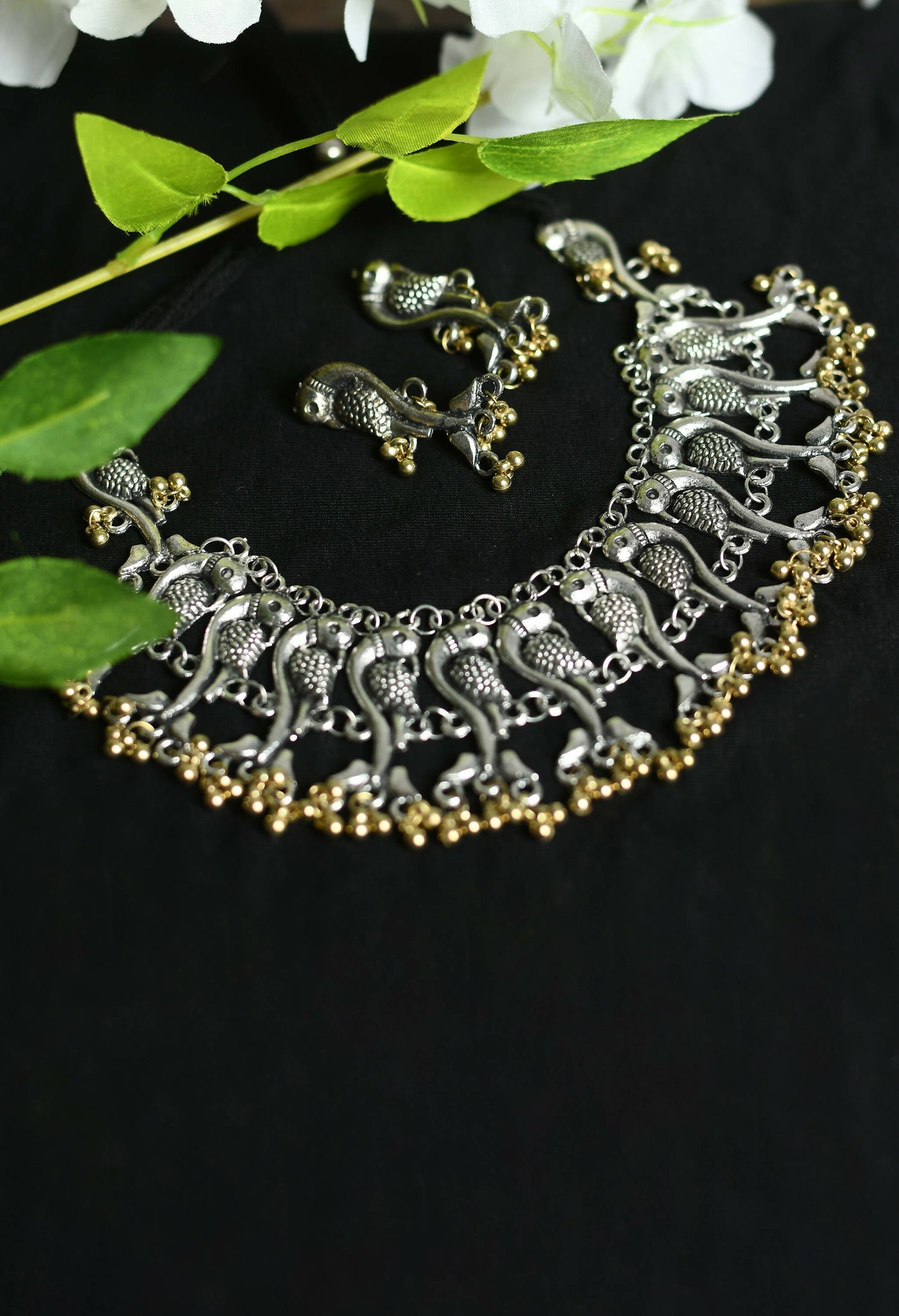 Mominos Fashion Johar Kamal Oxidised Silver-Plated Brass Finish Peacock Choker For Women (Silver/Golden)