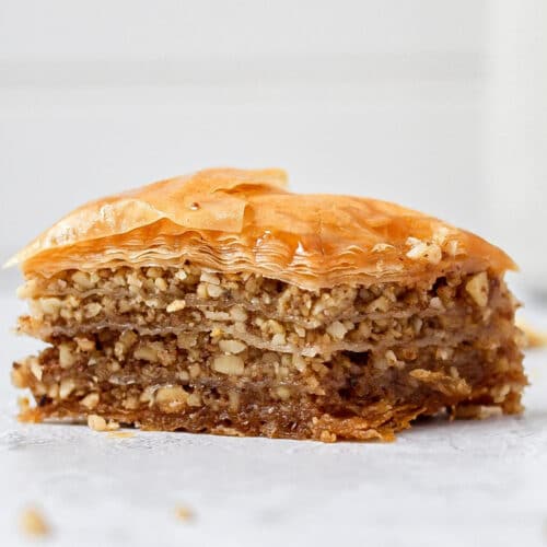 Olive Mithai Shop Almond Square Baklawa - 1 kg