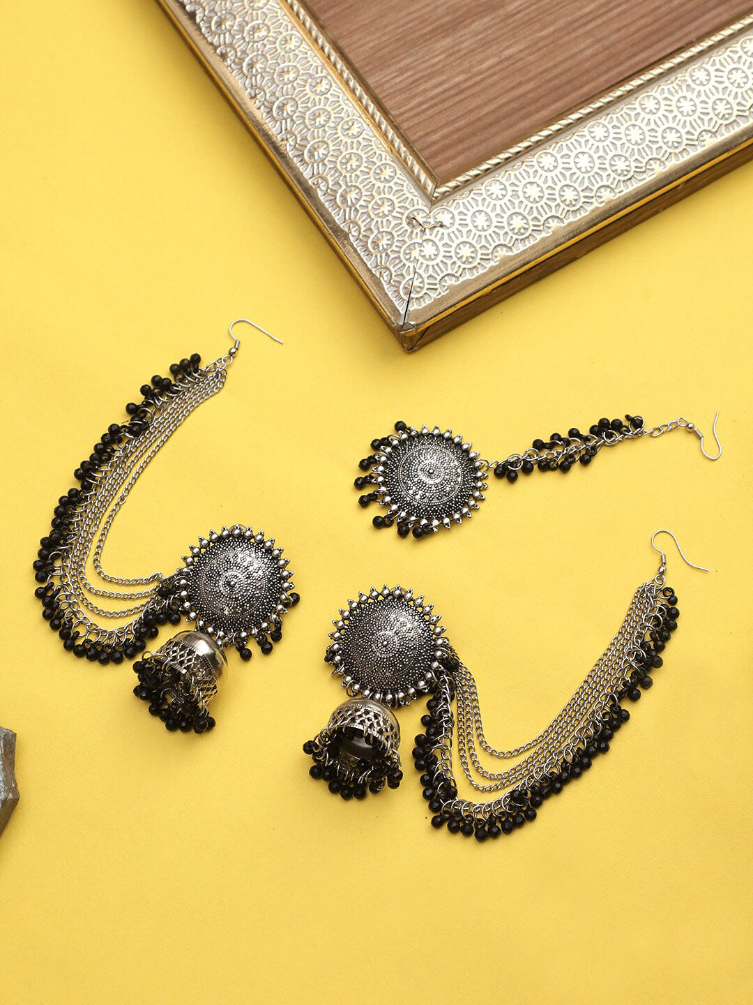 Cardinal Black Oxidised Maang Tikka Set