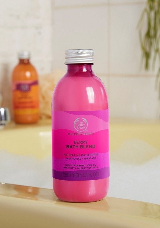 The Body Shop Soak & Slather Berry Bath Set - 1 Pc