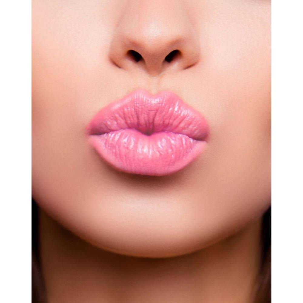 Lakme Lip Love Chapstick Insta Pink - 4.5 gms