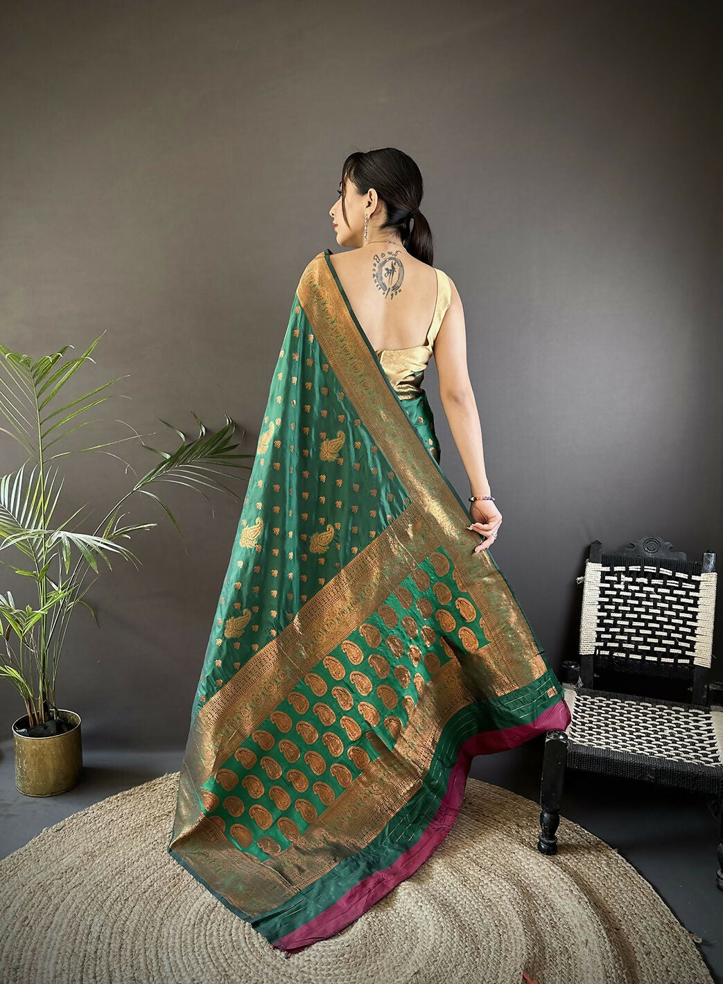Joban Fashion Banarasi Dark Green Woven Soft Silk Saree
