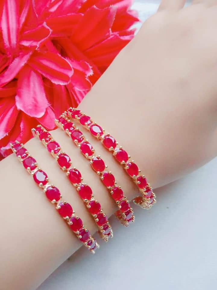 Gold-Polished Alloy Ruby Ad 4 Bangles Set - The Pari