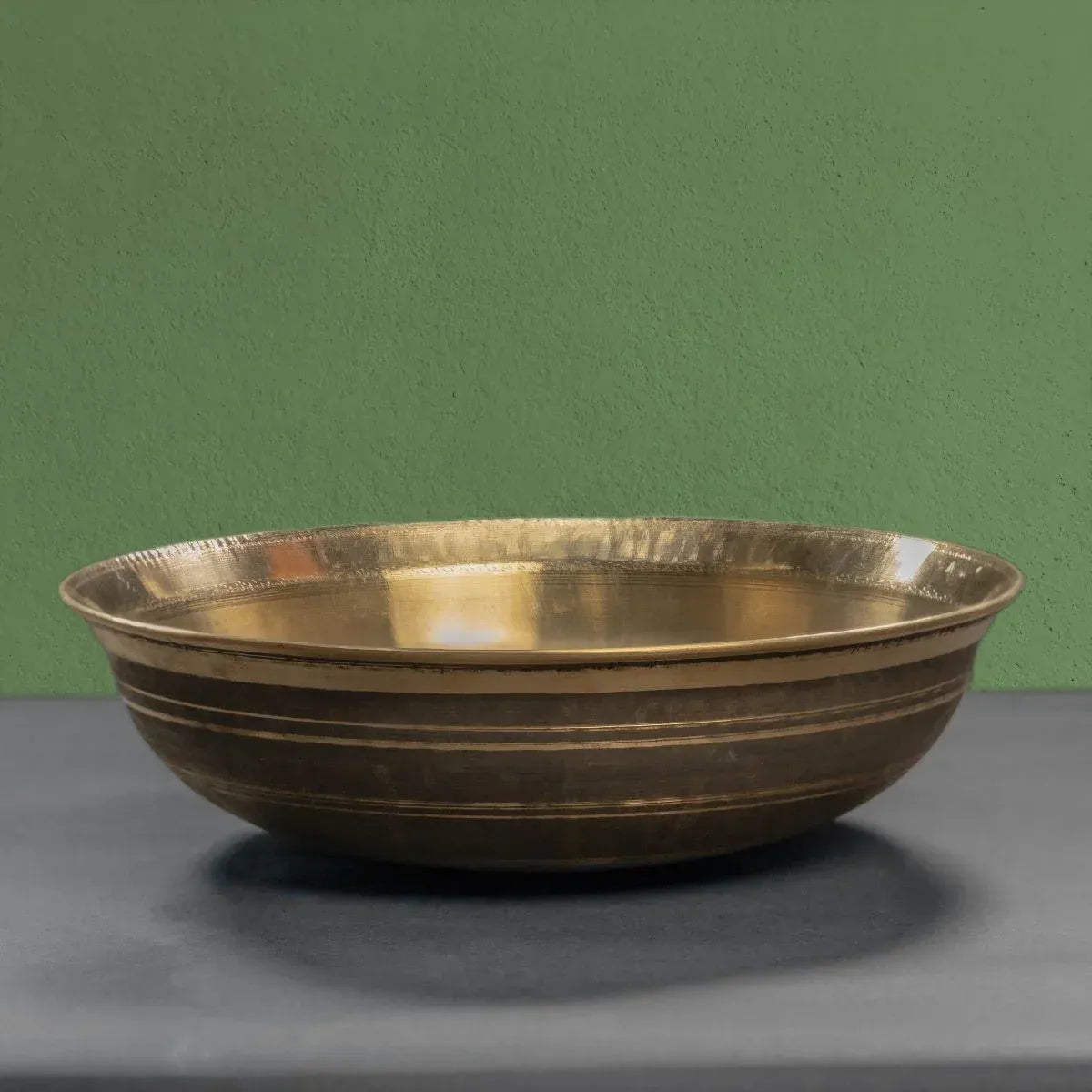 Zishta Brass Basin Paraat