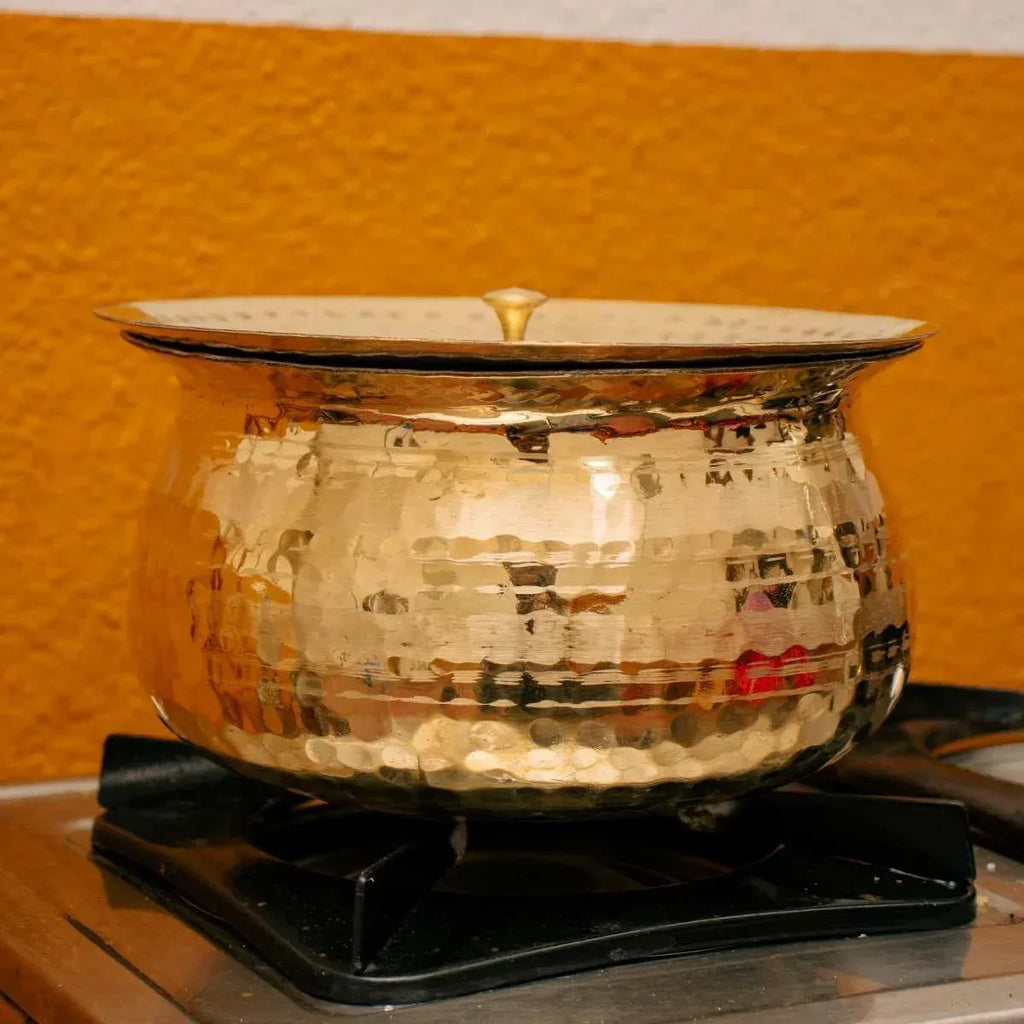 Zishta Brass Degchi Cooking Pot with Lid