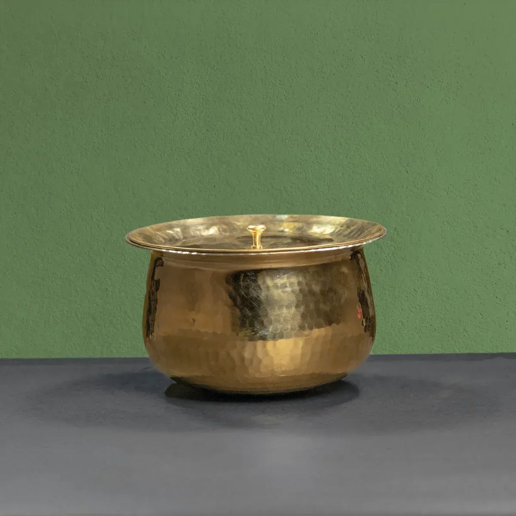 Zishta Brass Degchi Cooking Pot with Lid