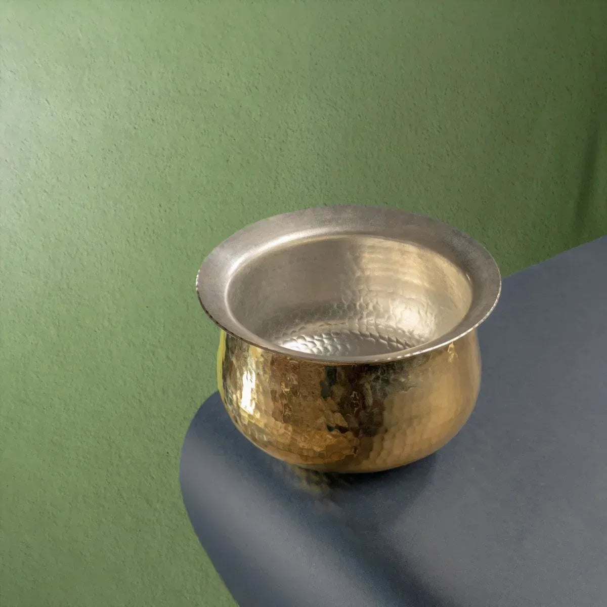 Zishta Brass Degchi Cooking Pot with Lid