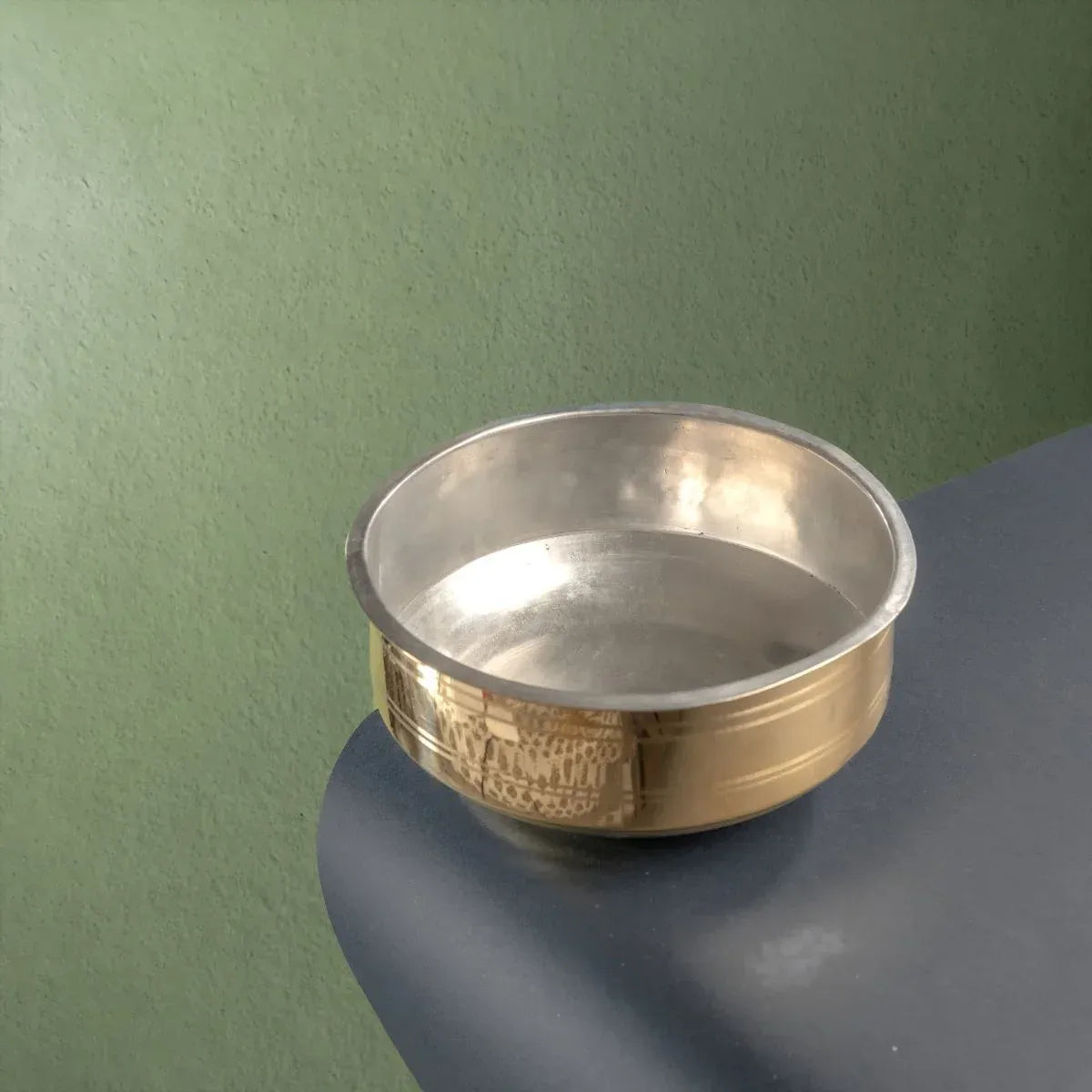 Zishta Brass Cooking Pot Vaana