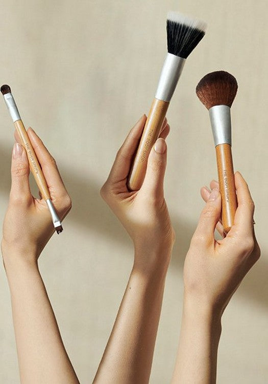 The Body Shop Fresh Nude Foundation Brush - 1 Pc