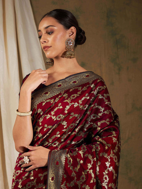 Sangria Woven Design Zari Kanjeevaram Saree