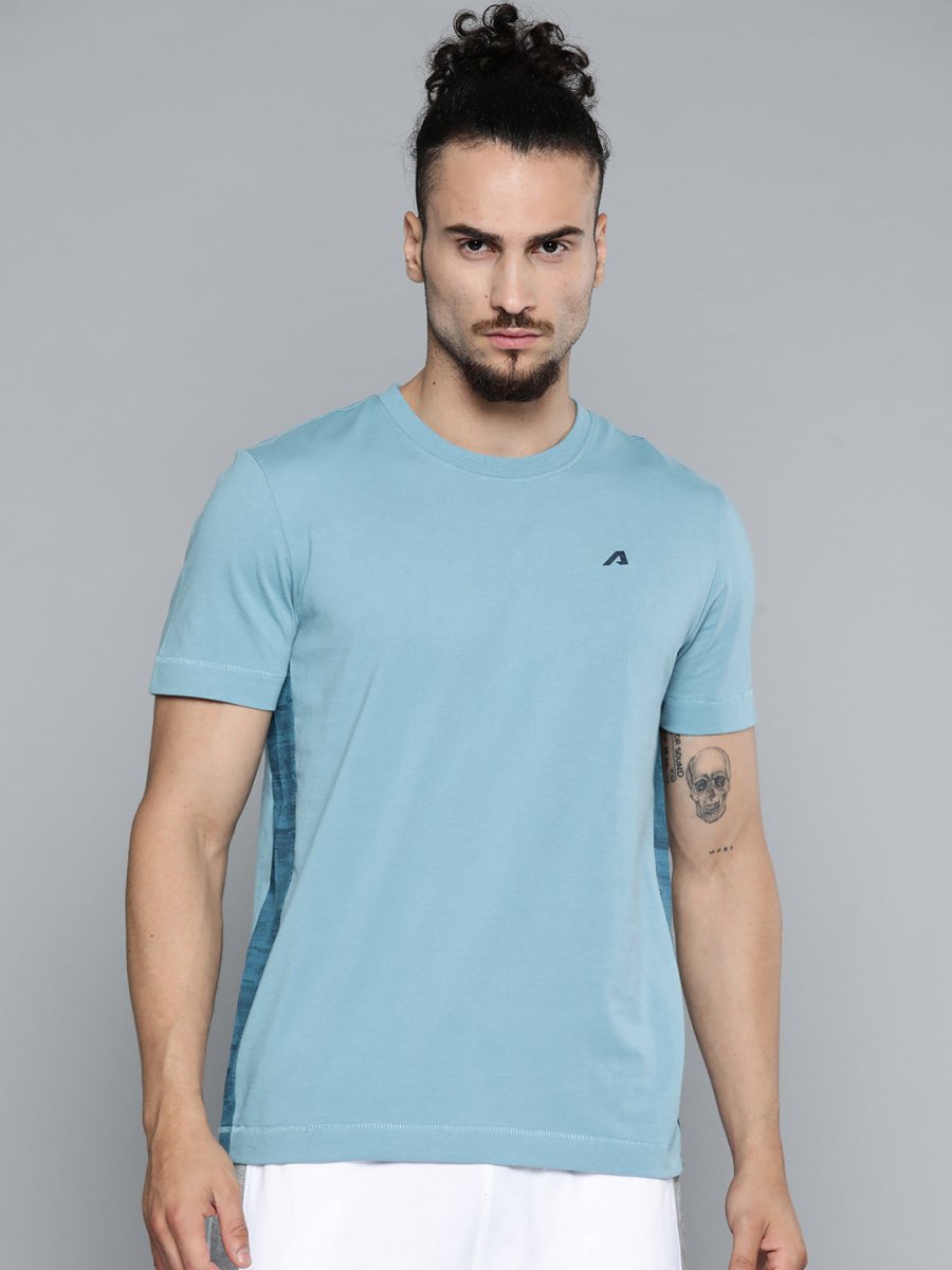 Alcis Men Blue Solid Slim Fit Gym T-shirt