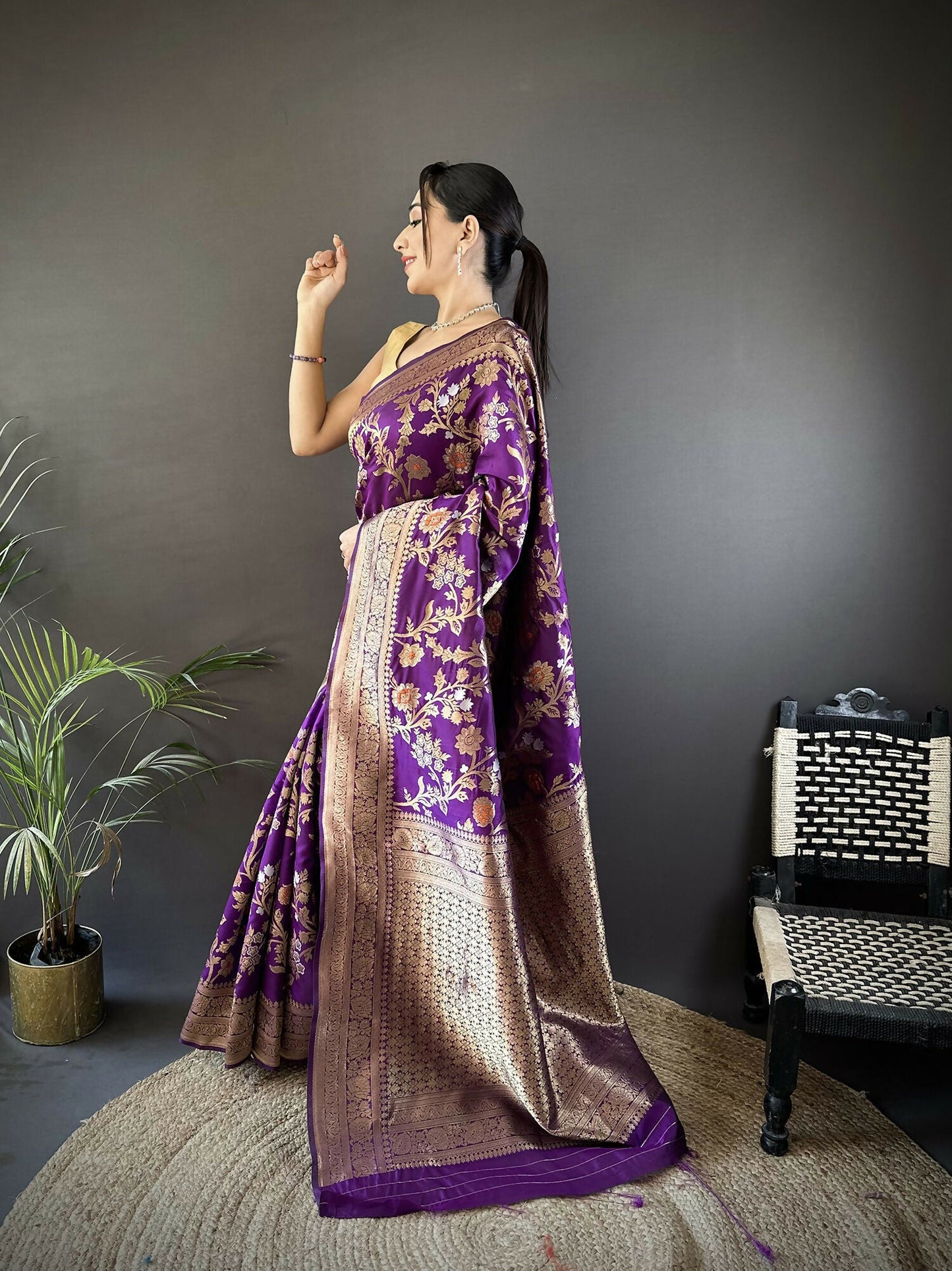Joban Fashion Purple Floral & Ethnic Motifs Design Soft Silk Meenakari Banarasi Saree