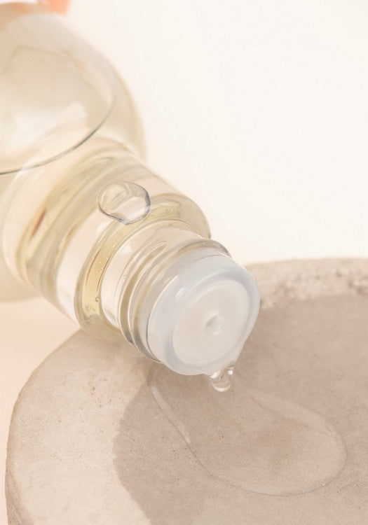 The Body Shop Camomile Dissolve The Day Make-Up Cleansing Oil - 160 ml