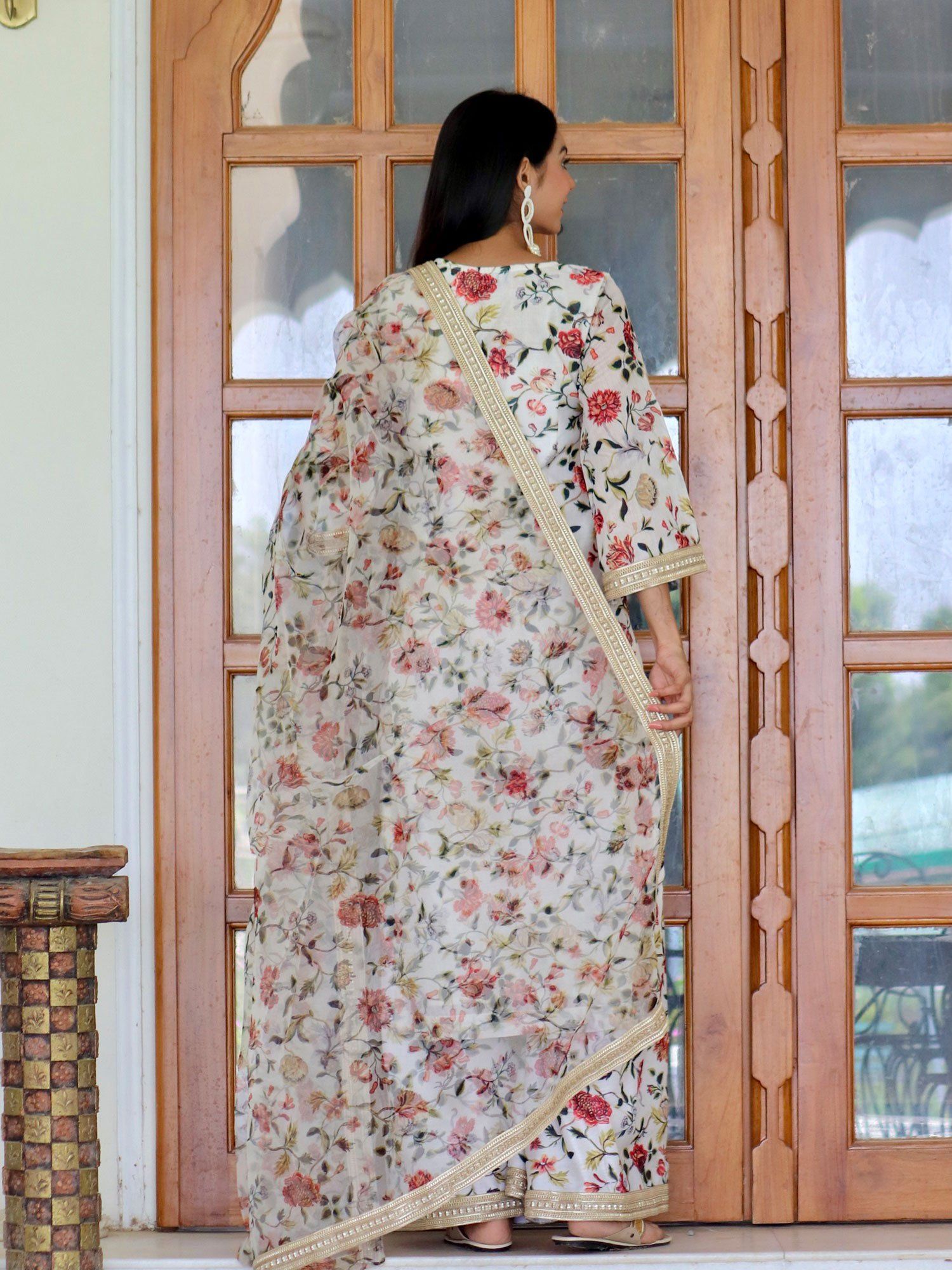 ONEWE INDIA Nimisha Suit Set (Set of 3) - Off White