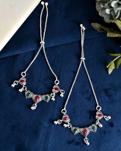 VOJ Set of 2 Traditional Heart Shaped Designer Anklet