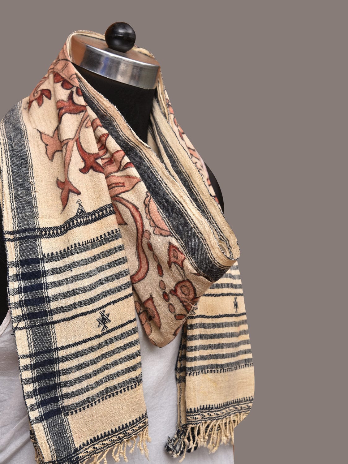 Cream Kalamkari Hand Painted Cotton Bhujodi Handloom Stole with Floral Design - Global Threads