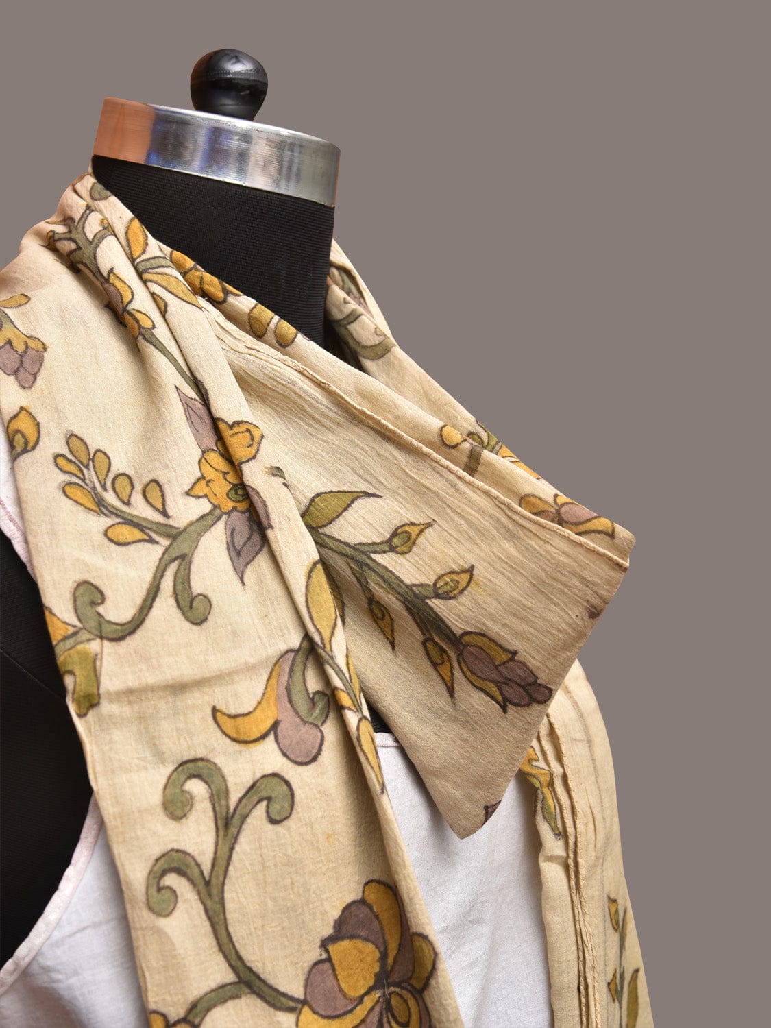 Cream Kalamkari Hand Painted Cotton Handloom Stole with Floral and Birds Design - Global Threads