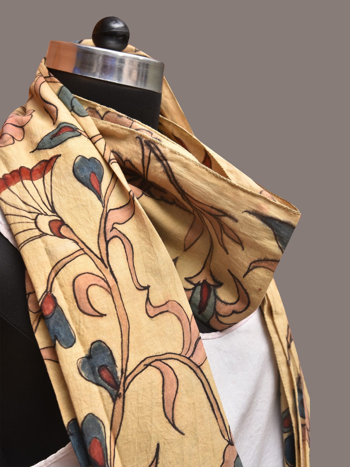 Cream Kalamkari Hand Painted Sico Stole with Floral Design - Global Threads