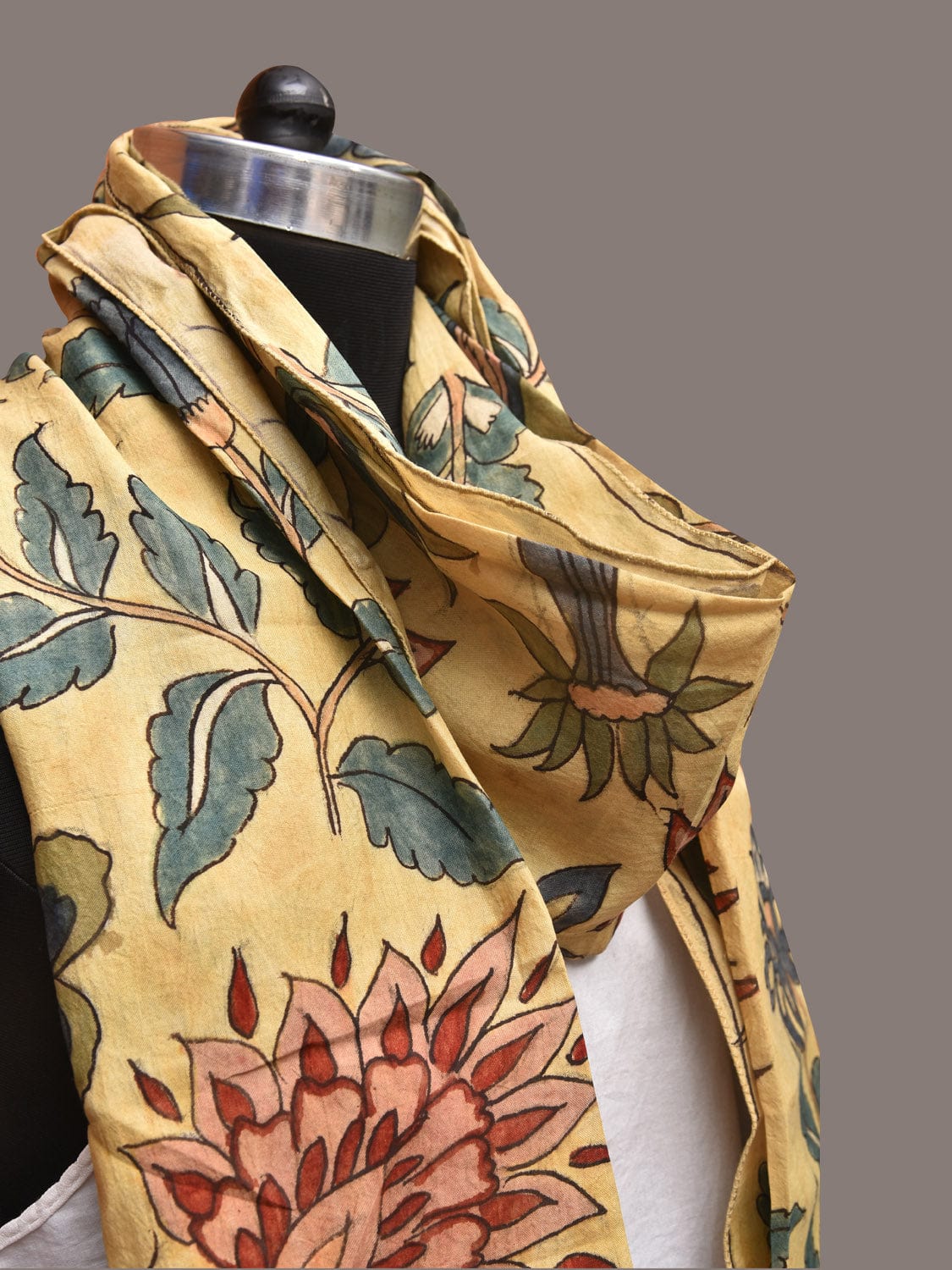 Cream Kalamkari Hand Painted Sico Stole with Floral Design - Global Threads