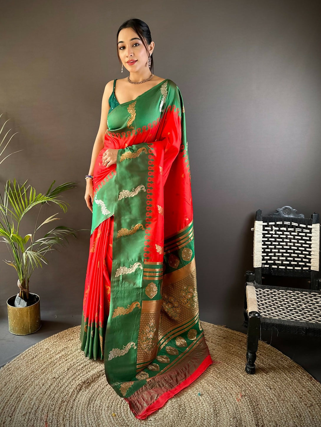 Joban Fashion Green Peacock,Butti Banarasi Silk Sarees