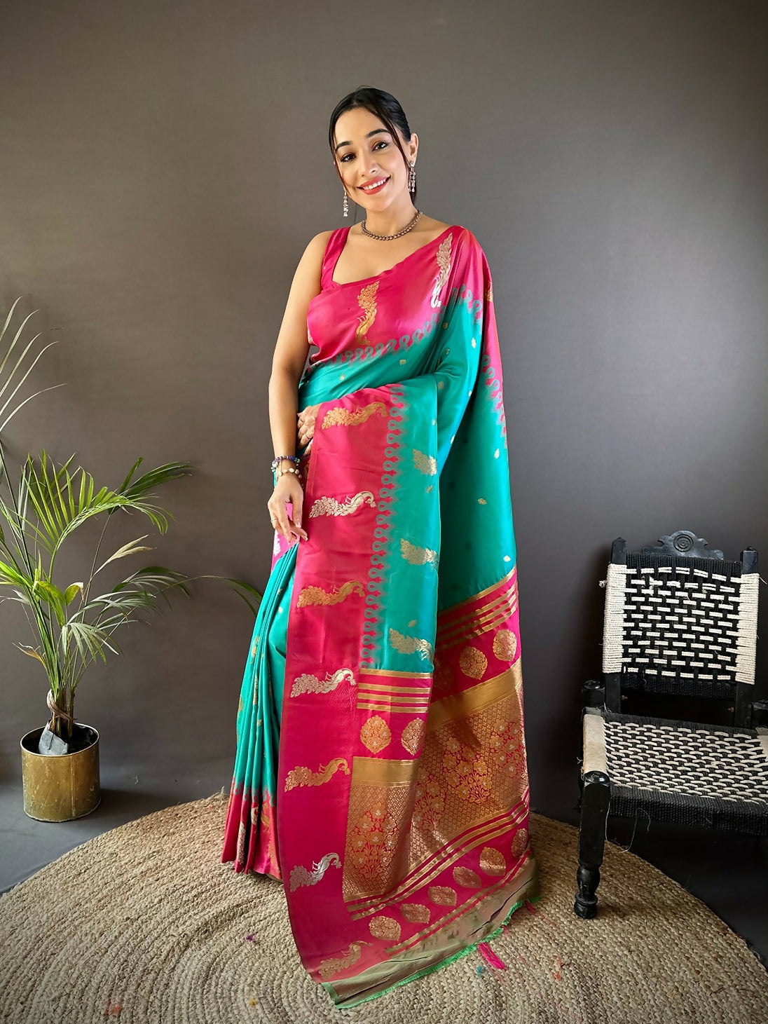 Joban Fashion Pink Peacock,Butti Banarasi Silk Sarees