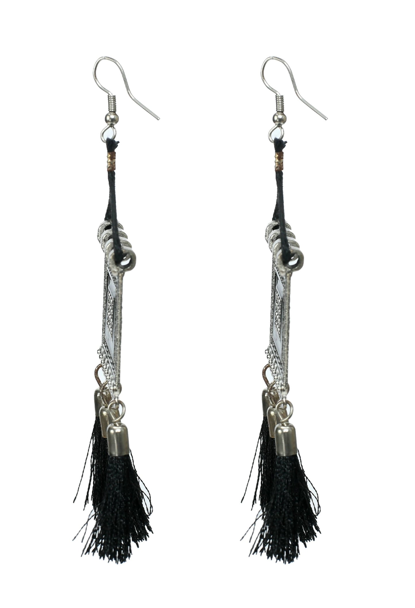 Mominos Fashion Johar Kamal Oxidised Silver-Plated Brass Finish Tassel Work Handicraft Choker For Women (Black)